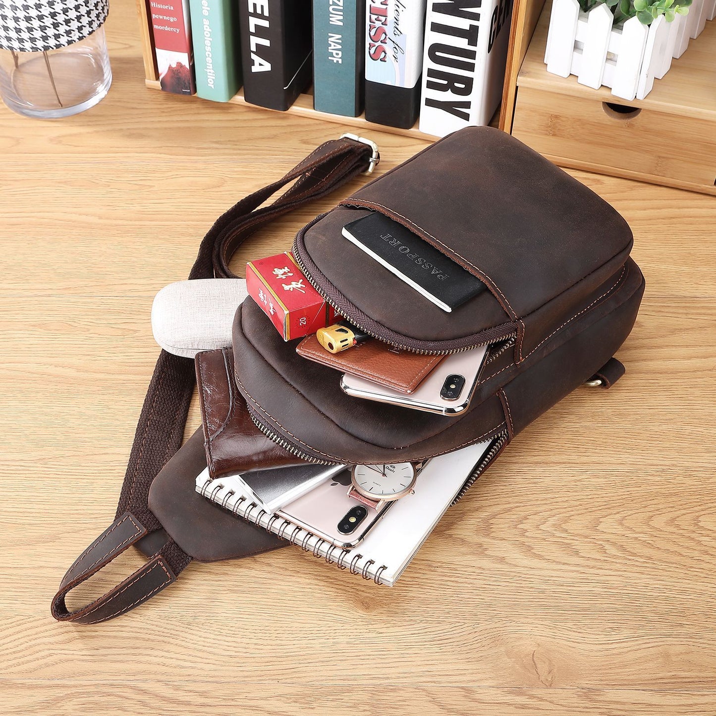 Men’s Vintage Horse Leather Chest Bag – Genuine Leather Crossbody Messenge