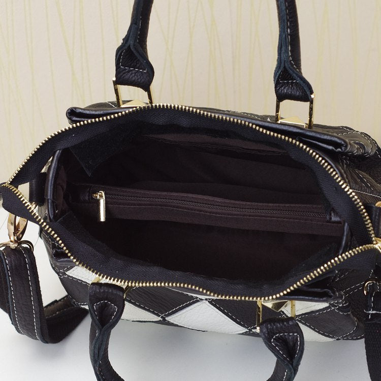 Stunning Black Quilted Handbag - Must-Have Fashion Statement! - Leather bags
