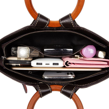 Vintage Designer Women’s Handbag – Genuine Leather Shoulder Bag with Elegant Wooden Handle - Boutique Élégance