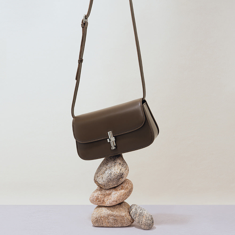 Elegant Genuine Leather Women’s Crossbody Bag – Urban Simplicity Style